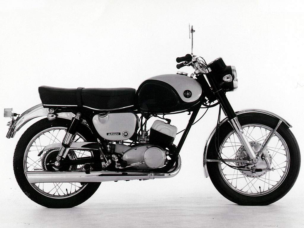 Yamaha YDS7